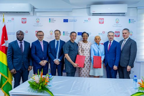 Togo y Polonia firman acuerdo de 24 millones de euros para crear su primera fábrica de drones