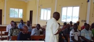 Agricultores de Akonibe al Gobierno: “Queremos trabajar pero sin herramientas no se puede”