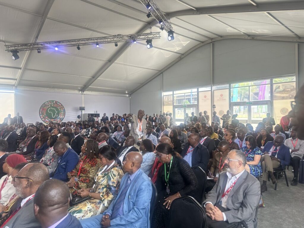 ProMISE: Congo lanza plan de 315 millones de dólares para que 500.000 jóvenes creen empresa