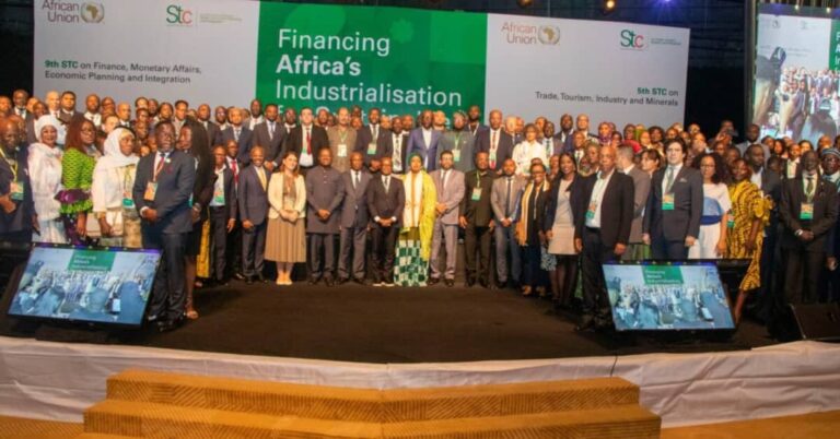 La Unión Africana impulsa en Abiyán nuevas propuestas para acelerar la industrialización del continente