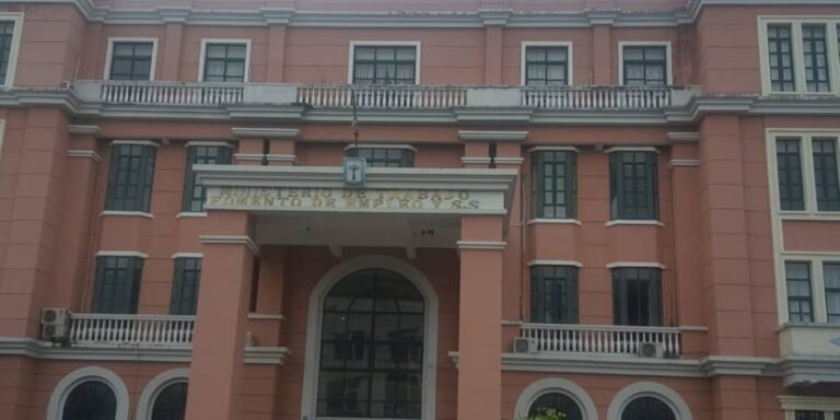 La nueva Ley General de Trabajo refuerza la protección laboral y regula el teletrabajo en Guinea Ecuatorial
