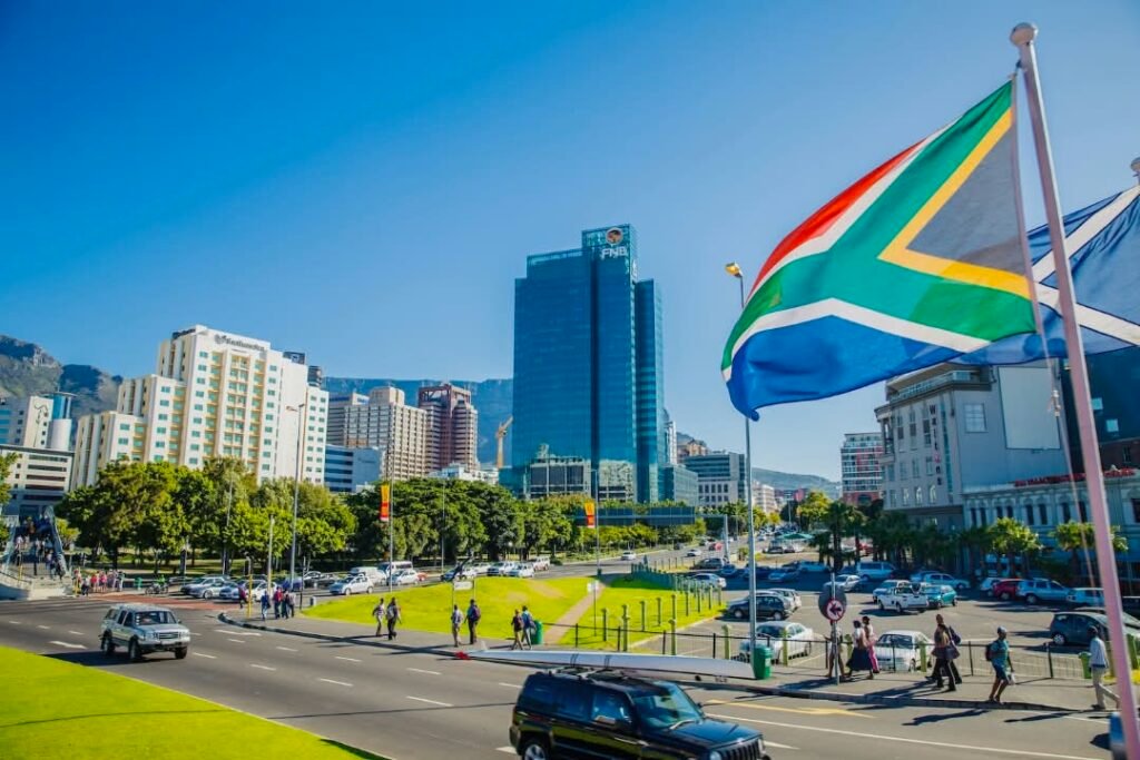 Sudáfrica concentra nueve de las diez empresas africanas mejor valoradas por Forbes como empleadores en 2026